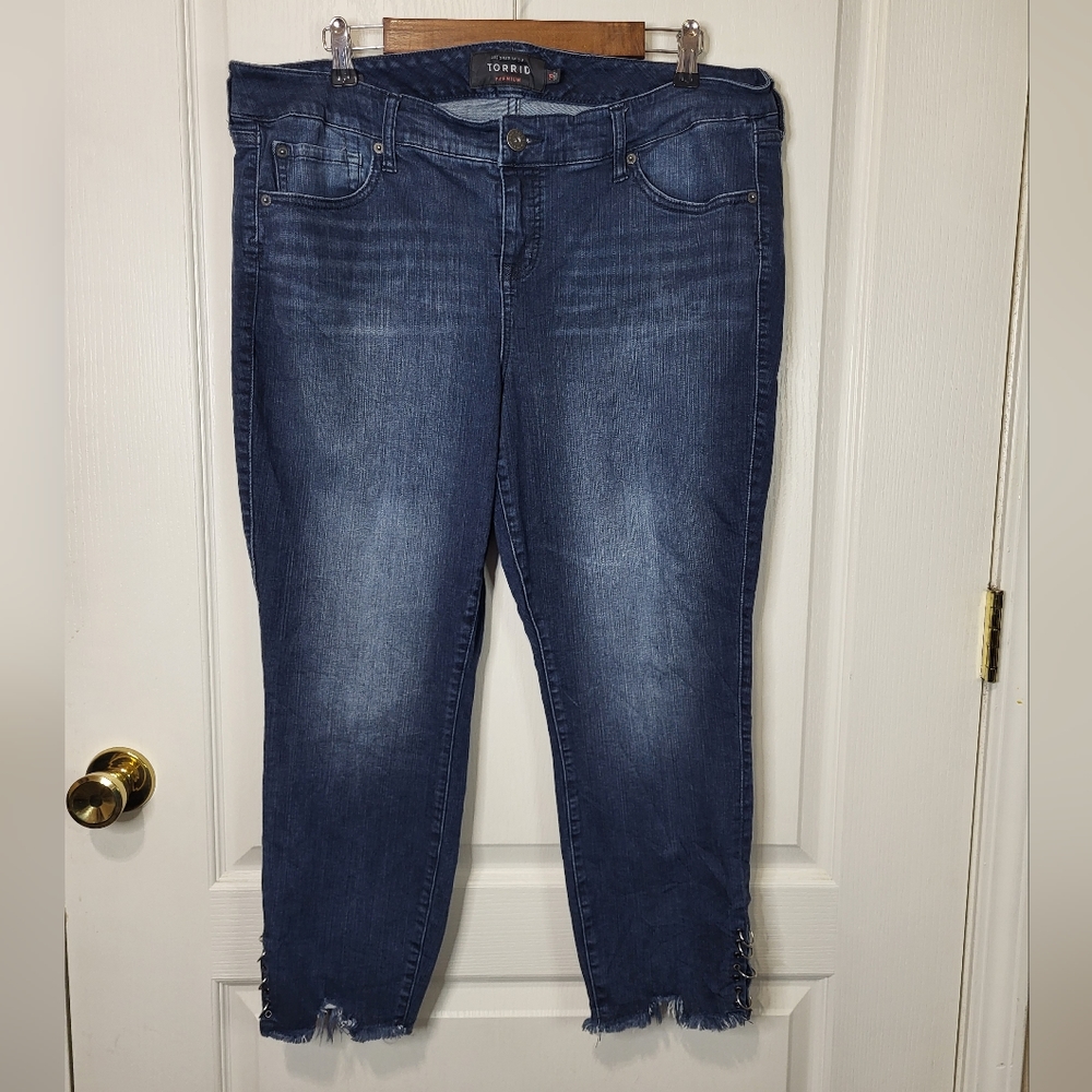 Torrid Blue Ankle Skinny Dark Wash  Crop Jeans